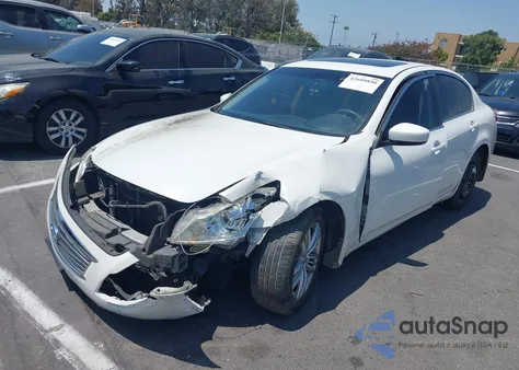 2013 Infiniti G37 Journey/Sport z USA, uszkodzony, nr VIN JN1CV6AP2DM306700